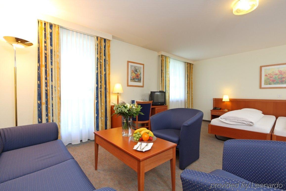 Hotel Schiff Am Rhein Rheinfelden Room photo